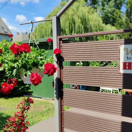 Apartament 2+2Szemelyes Apartman Kerttel Székesfehérvár Zewnętrze zdjęcie