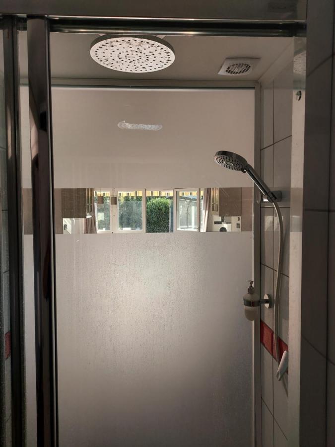 Apartament 2+2Szemelyes Apartman Kerttel Székesfehérvár Zewnętrze zdjęcie