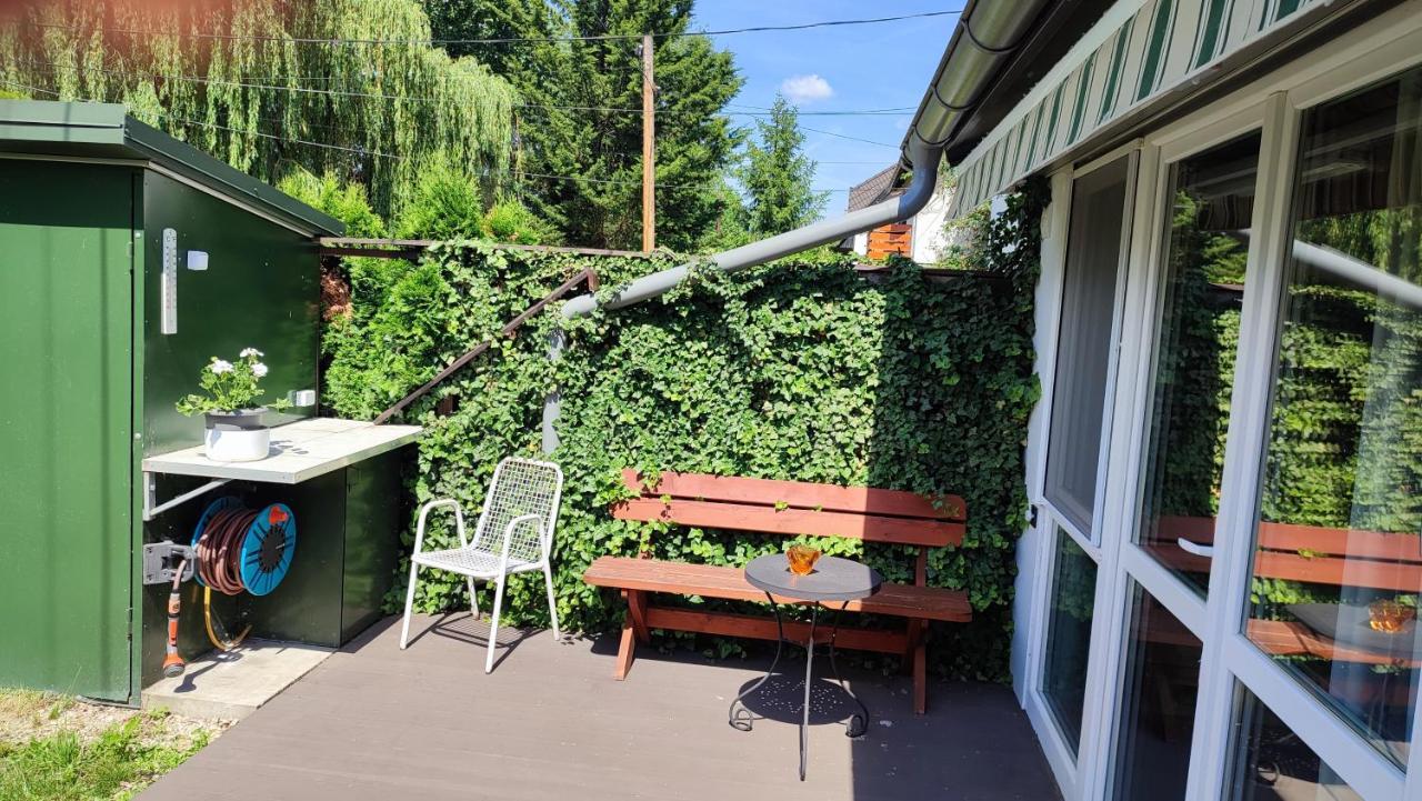 Apartament 2+2Szemelyes Apartman Kerttel Székesfehérvár Zewnętrze zdjęcie